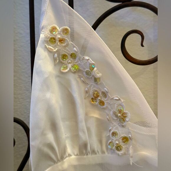 Sexy little chemise for your perfectly perfect Size Lg gorgeous ❤️ - Picture 3 of 8